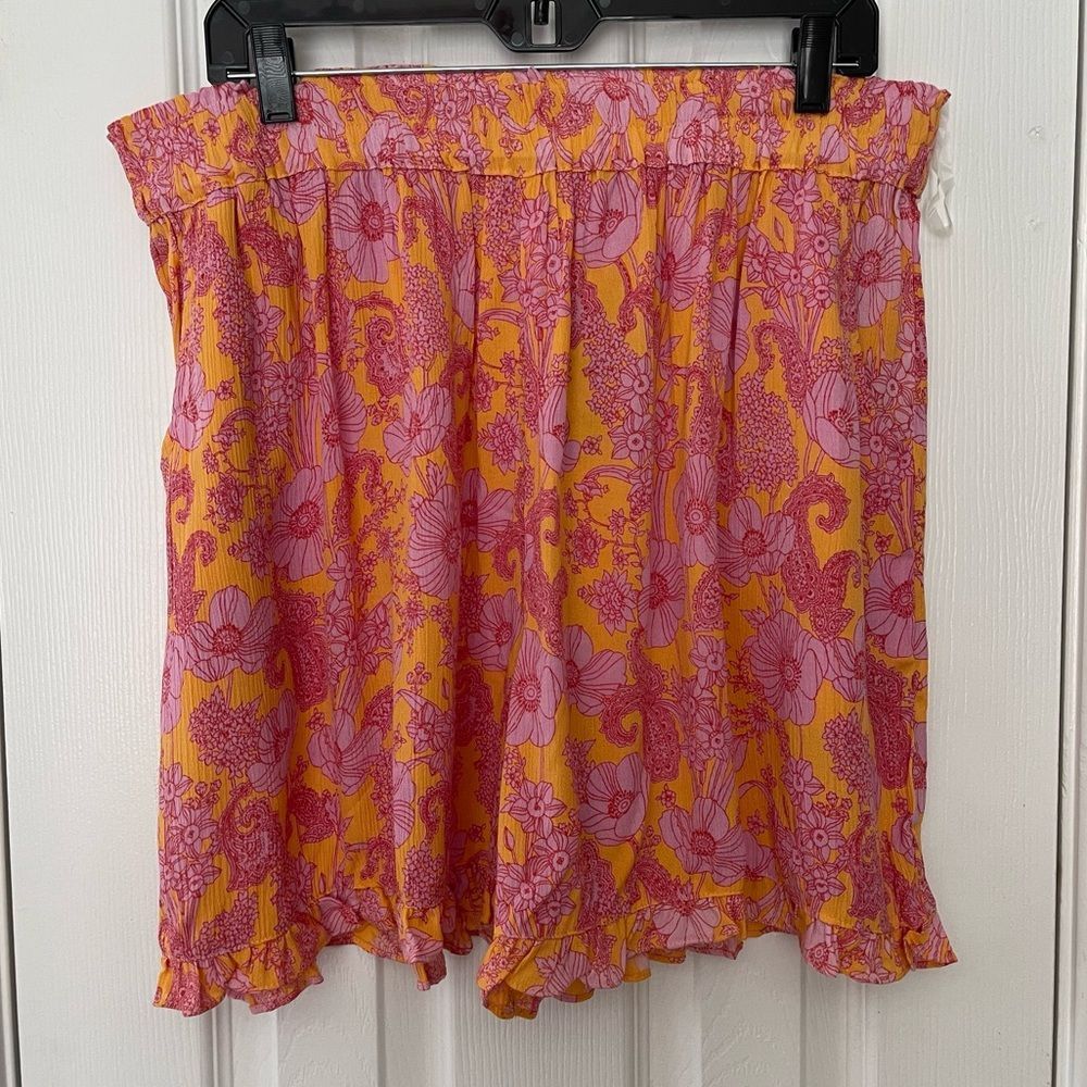 ROMANTIC GYPSY Plus Flutter Trim Smocked Shorts in Marigold Size 2X NEW - Picture 5 of 14